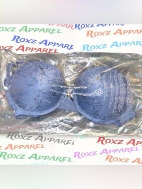 Victoria's Secret - Denim Rose Lace Push-Up Bra  💙
